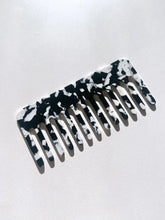 Load image into Gallery viewer, WIDE TOOTH ACETATE COMBS
