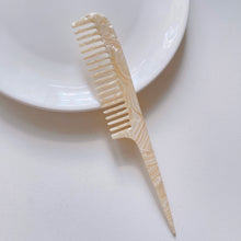 Load image into Gallery viewer, Acetate Plate Long Handle Pointed Tail Comb Anti-static Hairdressing Comb Cross Border
